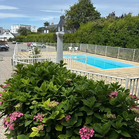 4 Personnes Dans Avec Piscine * Quiberon